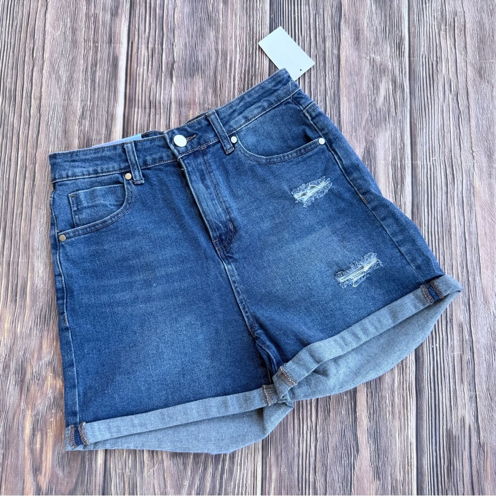 NWT Abound High Rise Distressed Denim Shorts Women’s Size 29 Rolled Hem